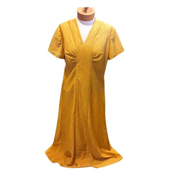 Vintage 1960s Shimmering Gold Maxi Dress Formal Gala Maxi Short Sleeve Holidays - Picture 1 of 10
